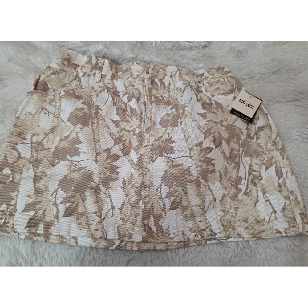 NWT No Comment Maple Leaf Camo Mini Skirt - Beige/Brown Cotton Twill - Size M